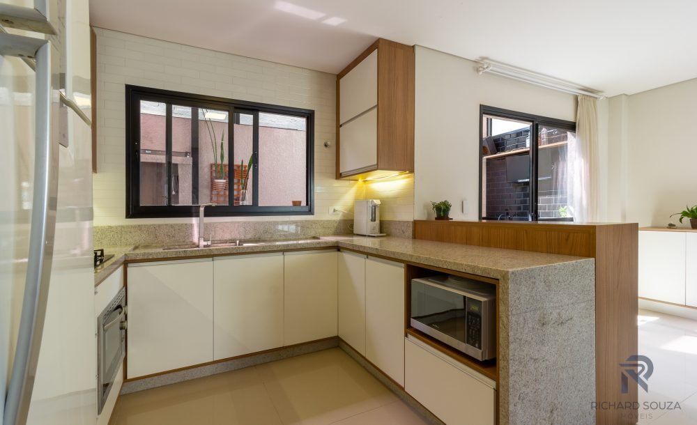 @rhyan.lopes - Bairro Alto, Richard Souza Logo-48