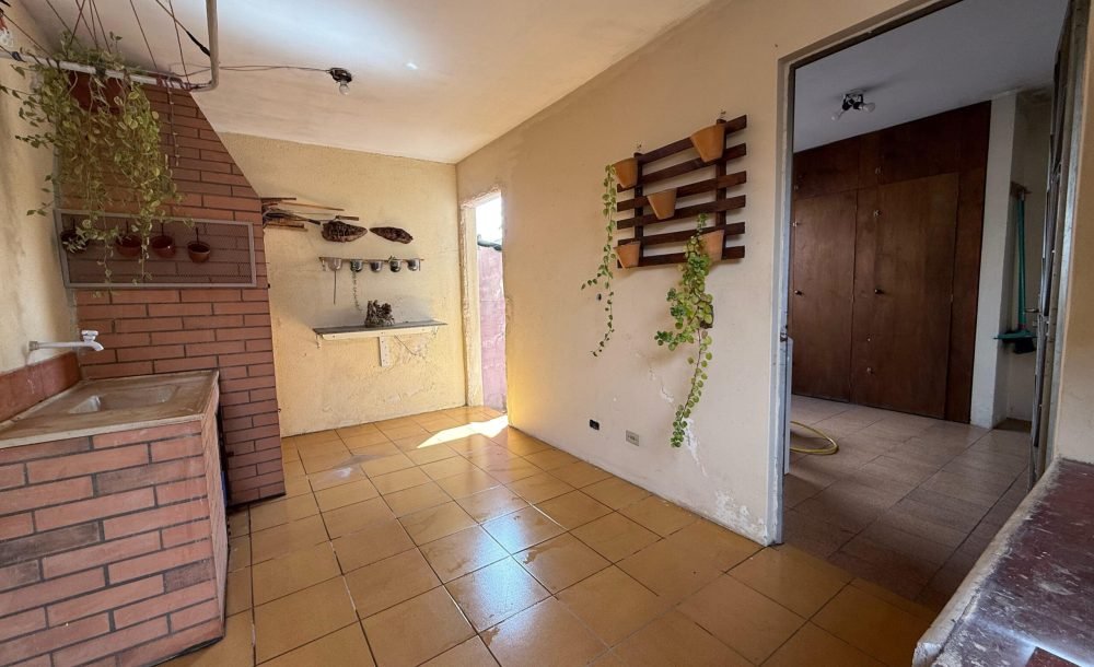 WhatsApp Image 2025-08-14 at 10.59.08-2