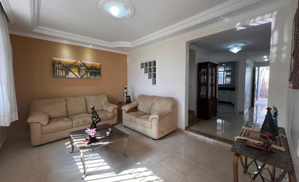 WhatsApp Image 2025-08-26 at 09.00.45