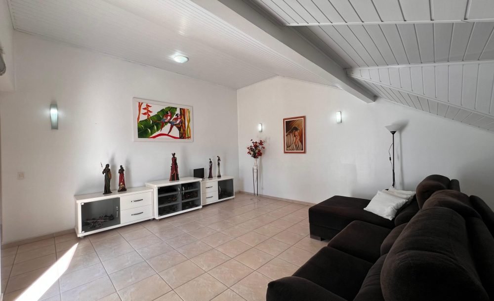 WhatsApp Image 2025-08-26 at 09.00.58-4