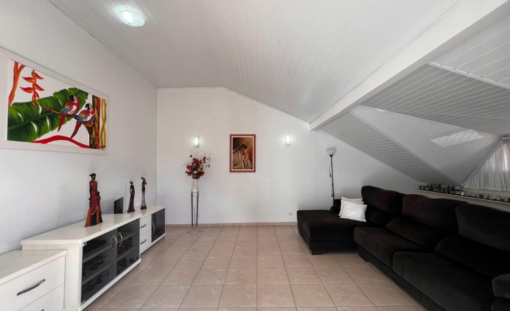 WhatsApp Image 2025-08-26 at 09.00.59