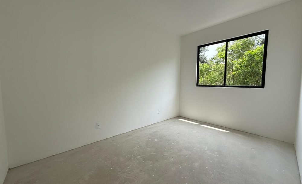 WhatsApp Image 2025-10-23 at 12.18.02-2