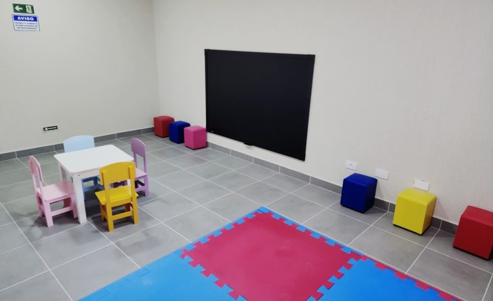 WhatsApp Image 2025-10-28 at 15.39.02 (1)