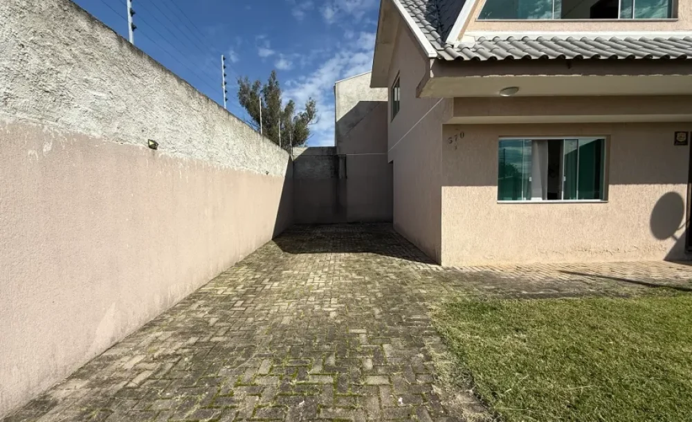 sobrado-com-3-quartos-a-venda-94m-no-pinheirinho-curitiba-2-2