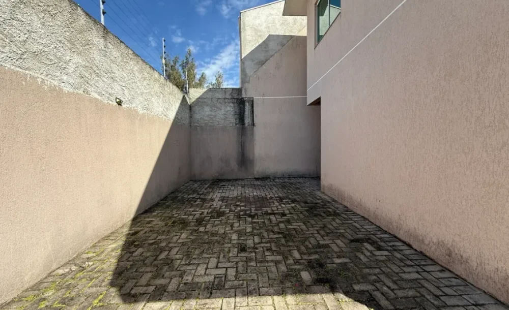 sobrado-com-3-quartos-a-venda-94m-no-pinheirinho-curitiba-3