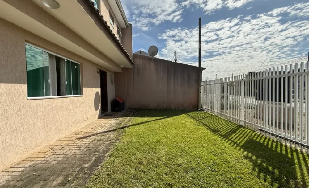 sobrado-com-3-quartos-a-venda-94m-no-pinheirinho-curitiba-4